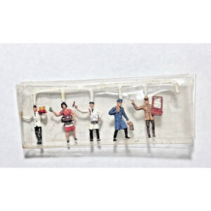 Vintage Walter Merten HO Scale Train Station Figures Germany 1950s – Partial Set